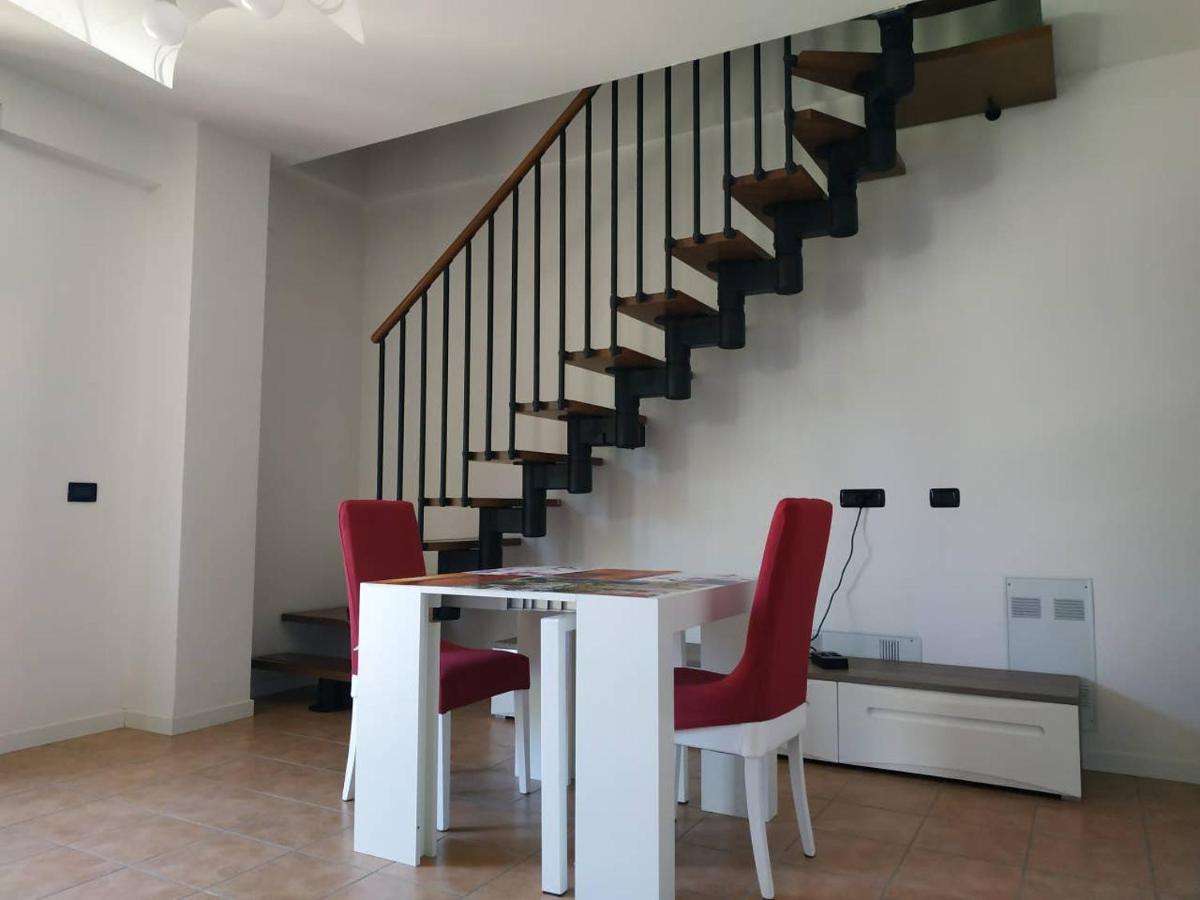 Marconi 45 Apartment Osmate Exterior foto